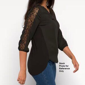 FORTUNE + IVY Callista Lace Detail Mixed Material Blouse
